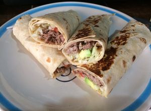 Una foto de Burritos 🌯 de deshebrada