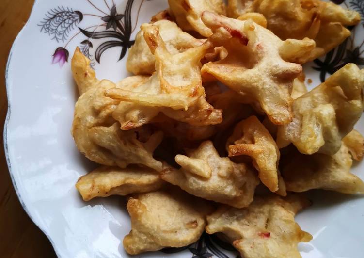 Cucur Bawang CN