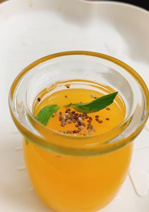 Hình của món Pudding cam hạt chia cho bé.