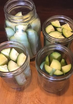 A picture of California Farm Pickled Cucumber Spears.