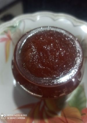 A picture of Apple pomegranate jam.