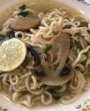 Sopa de fideos de arroz  bánh phở