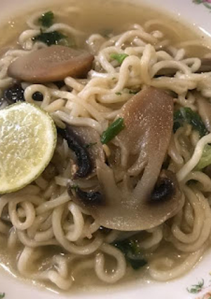 Una foto de Sopa de fideos de arroz  bánh phở