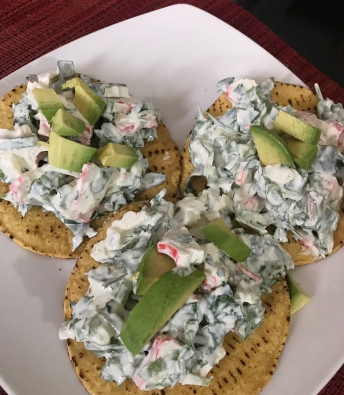 Una foto de Ensalada de surimi 🥗