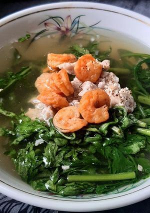 Hình của món Canh rau tần ô nấu tôm khô thịt xay.