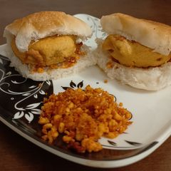 Sabka Favourite Vadapav A picture of Sabka Favourite Vadapav.