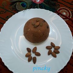 A picture of Rava kesari very sweet dish.