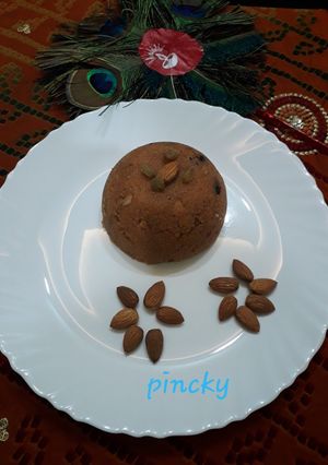 A picture of Rava kesari very sweet dish.