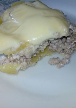 Krumpli kosár tejszínes husival recept fotója