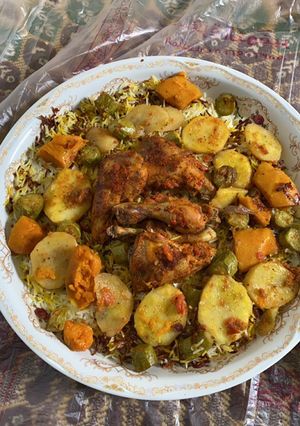 صورة لوصفة دجاج وخضار بالفرن