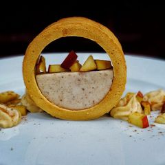 A picture of Deconstructed Apple Tart.