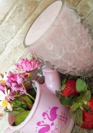 صورة لوصفة حليب بالفراولة🍓🍓