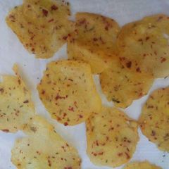 A picture of Aalu ki papdi.
