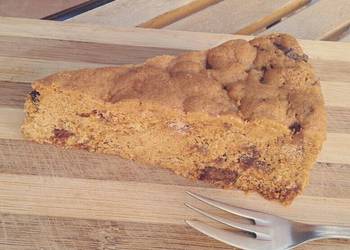 Easiest Way to Make Perfect Giant Chocolate Chip Cookie Cake