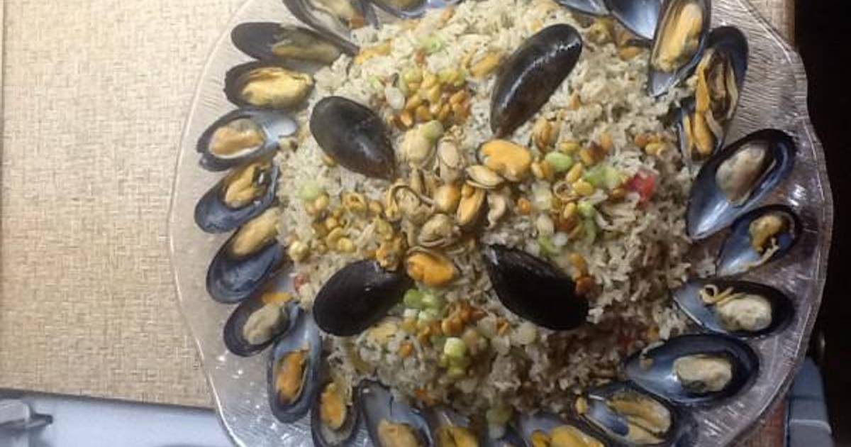 Perfect midopilafo (mussels with rice) Recipe by Cookpad Greece Cookpad