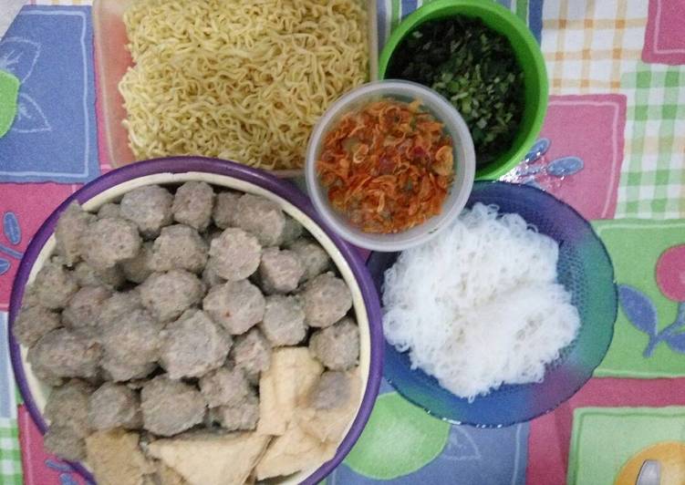 Bakso daging sapi