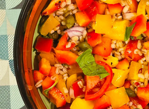 Foto di Insalata di orzo alle verdure