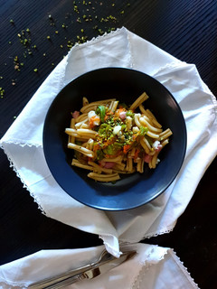 Foto di Casarecce ai fiori di zucca,pancetta e crema di pecorino