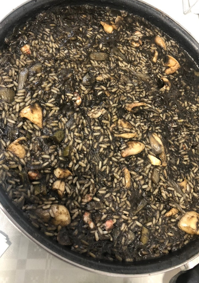 Una foto de Arroz negro