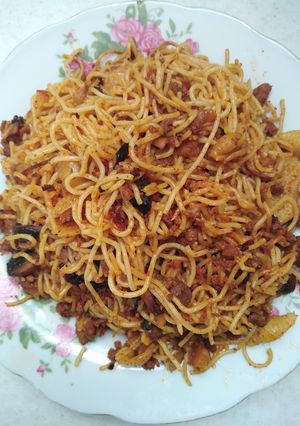 عکسی از دستور ماکارونی گوشت و قارچ