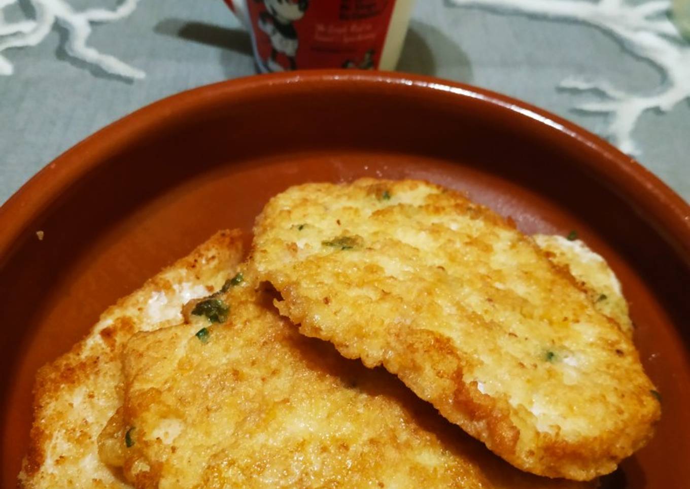 Filetes de pollo empanados