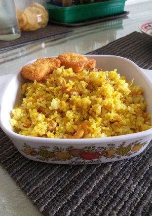 Foto resep Nasi goreng kuning ayam Blueband
