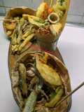 "Il cuoppo". Fritto misto di pesce e verdure