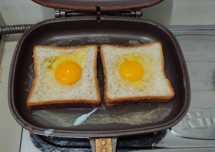 Roti panggang dengan Telur