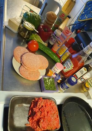 A picture of My own 🍔burger.
