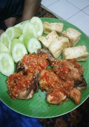 Foto resep Ayam pedes sederhana