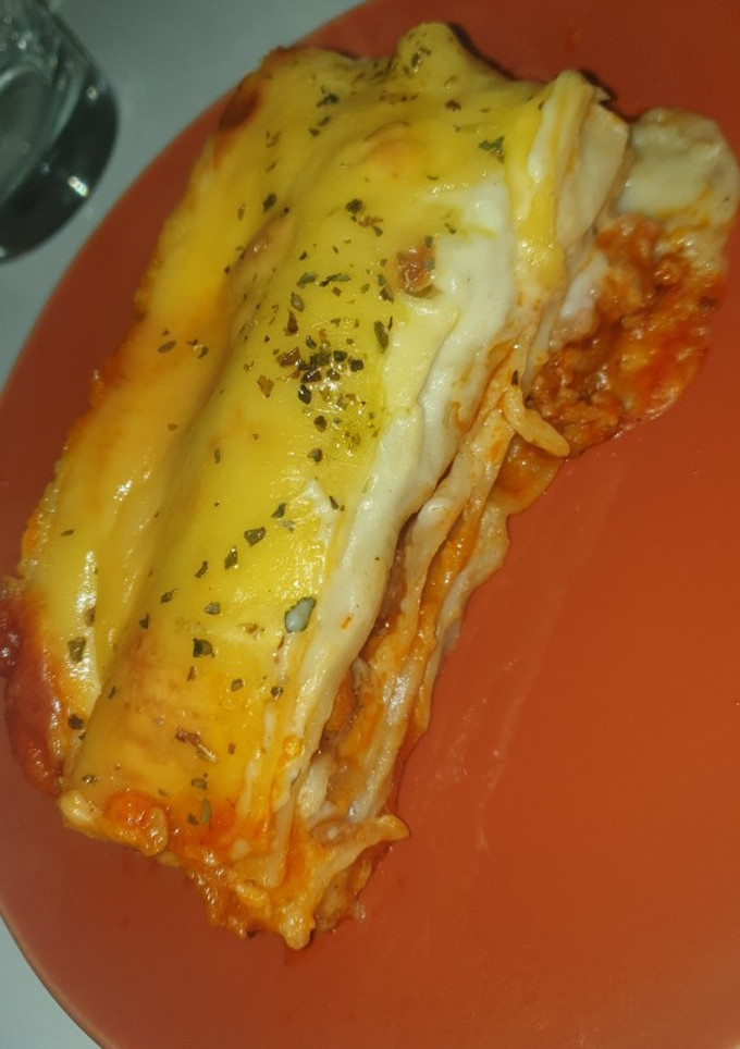 Una foto de 🫑🧅Canelones de carne molida