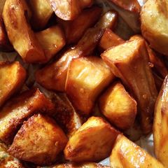 A picture of Fried sweet potatoes.