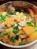 Canh bí đỏ nấu xương heo