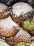 Donas rellenas de crema pastelera de pistacho
