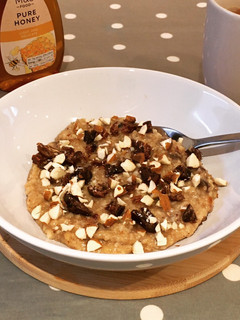 A picture of Rise & Shine Date & Almond Porridge 🌞.