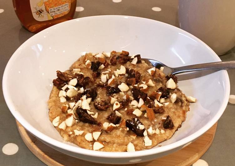 Steps to Prepare Quick Rise & Shine Date & Almond Porridge 🌞
