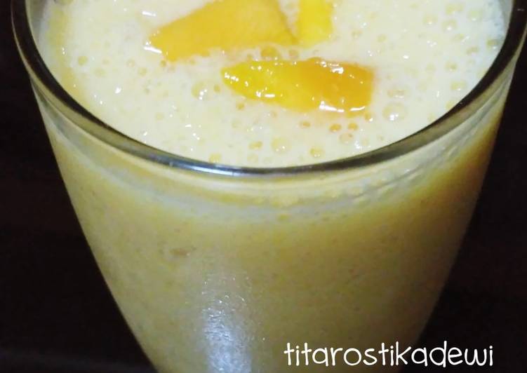 Langkah Mudah untuk Menyiapkan Mango Milkshake yang Menggugah Selera