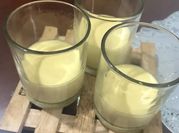 Hình ảnh của bánh flan từ sữa mẹ