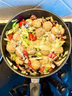 Une photo de Falafels aux spaghettis de courgettes 🧆🥒