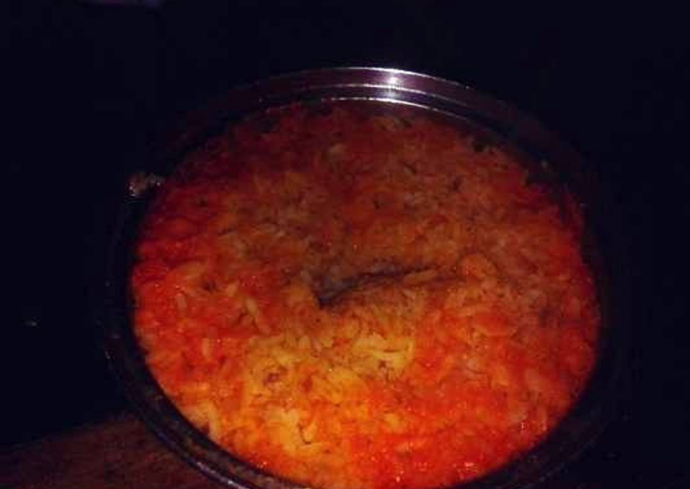 Sopa de arroz roja