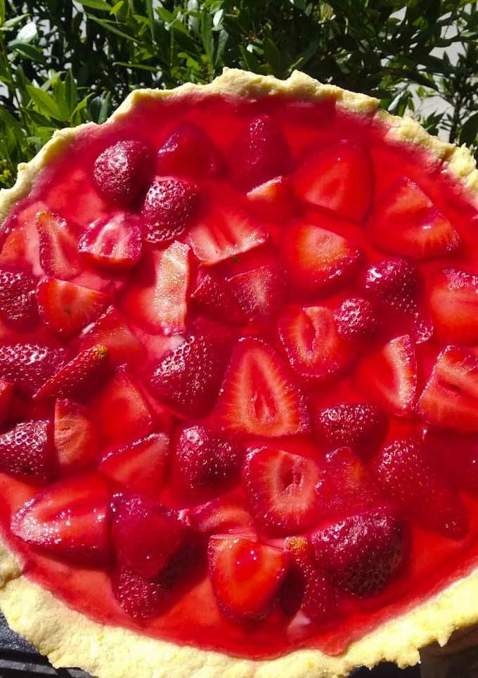 Una foto de Tarta de frutillas sin azúcar. ❤️