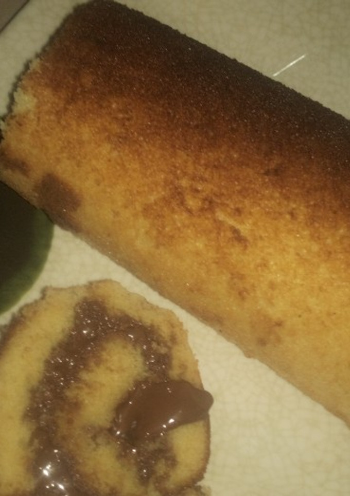 A picture of Nutella log cake.