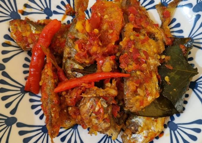 Resep Ikan Selar Balado Oleh Kartika Merliana Cookpad