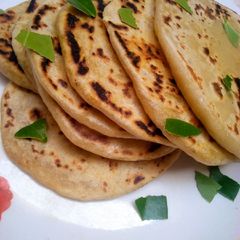 A picture of Naan bread.
