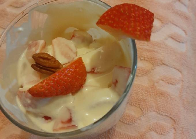 Fresas con crema? fácil y rápido Receta de Esther Soto- Cookpad