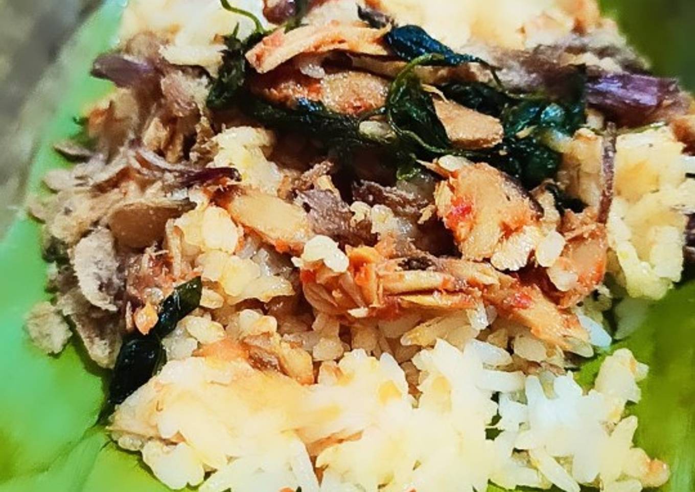 Nasi bakar suwir tongkol