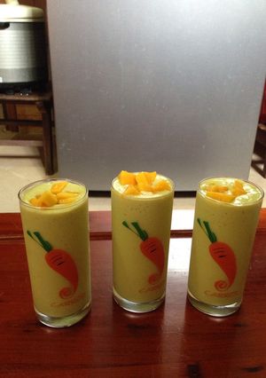 Hình của món Sinh tố bơ xoài.