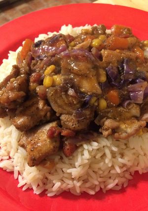 A picture of Mexican chicken thighs .