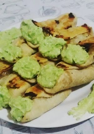 Una foto de Las "Empanadas de pollo de Kronk" (de la película📽️🍿)