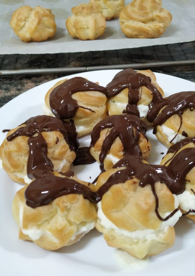 Una foto de Profiteroles